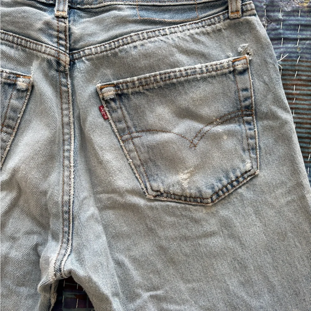 Vintage Levi's Distressed 501s - Picture 2 of 8